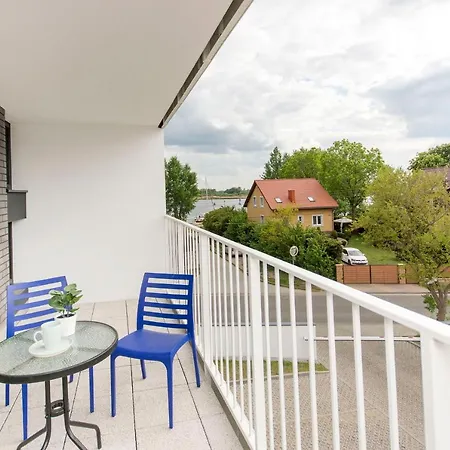 Iris W Neptun Na Wyspie Sobieszewskiej * Гданьск