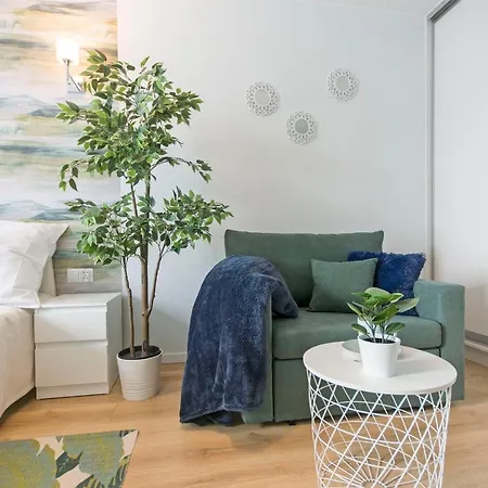 Iris W Neptun Na Wyspie Sobieszewskiej Γκντανσκ